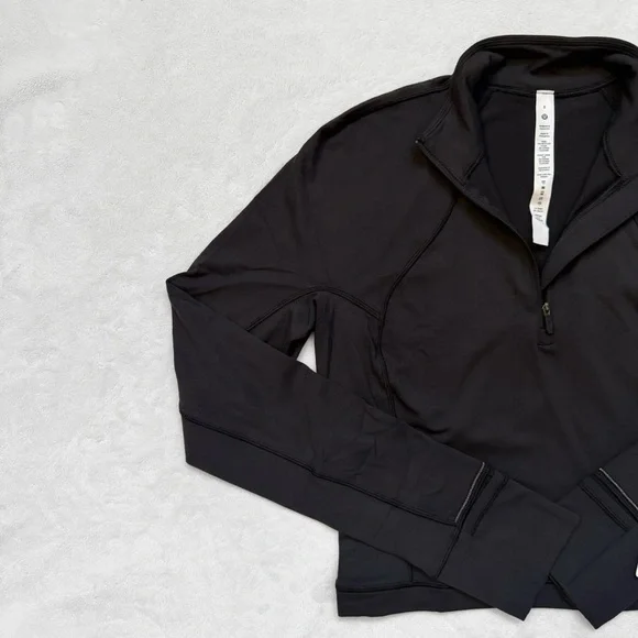 NWT Lululemon It’s Rulu™ Run Cropped Half Zip – Black – Size 8